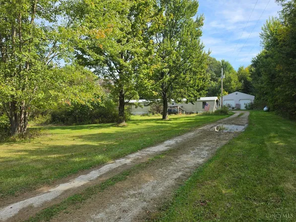 21644 Lake Tambo Rd, Sunman, IN 47041