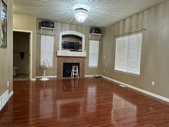 2nd image of 5037 W White Diamond Way