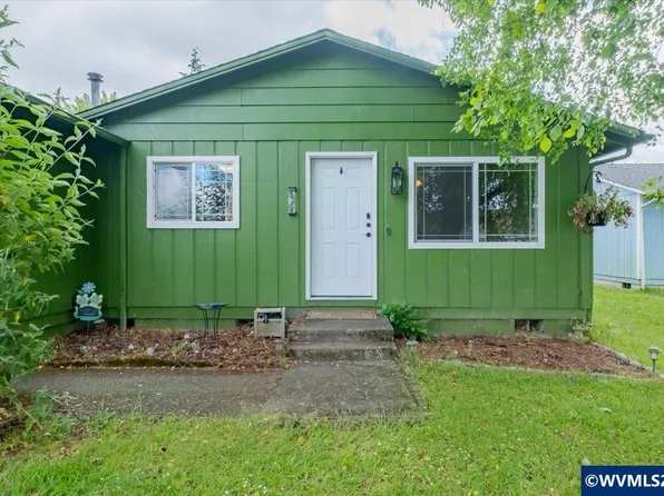 2773 S 10th St, Lebanon, OR 97355