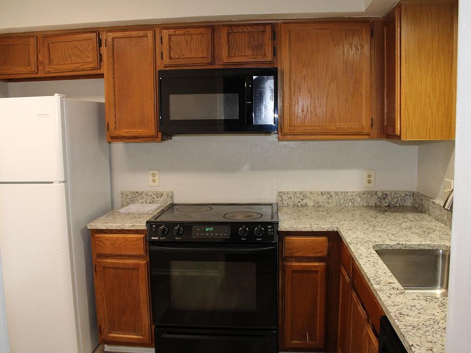 1st image of 9601 Forest Ln APT 421