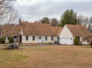 344 Elm St, Enfield, CT 06082