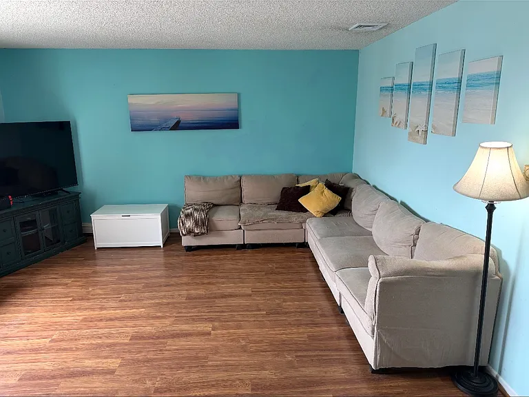 919 Bowsprit Point — Photo 10
