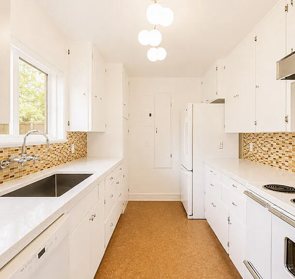 5366 Village Grn — Photo 16