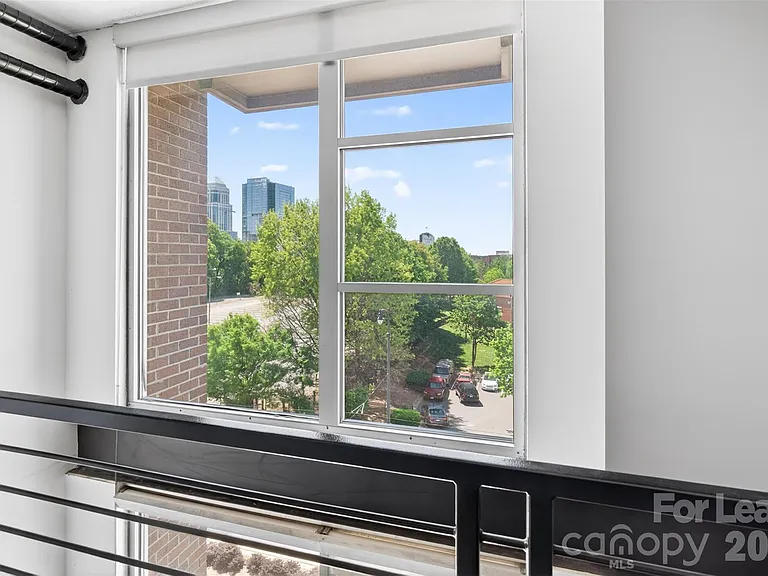 710 W Trade St #505 — Photo 22