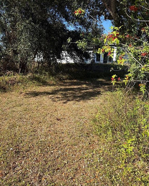 2nd image of 205 GILBERT AVENUE N LOT 8