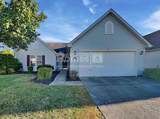 1045 Berrywood Dr, Greenwood, IN 46143