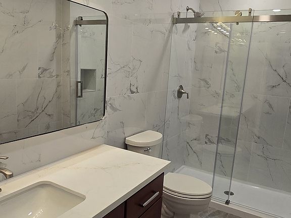4th image of 529 Central Ave Suite 204