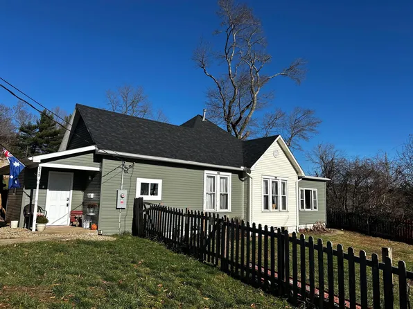 629 Zanesville Ave, Logan, OH 43138