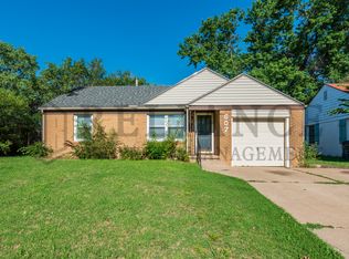 607 S Calhoun Dr, Wichita, KS 67207