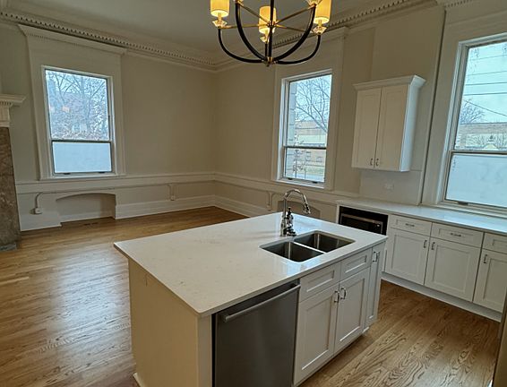 2nd image of 312 E 8th St #2