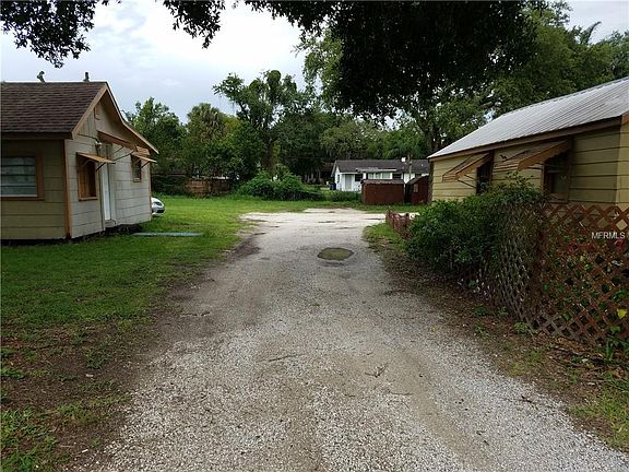 3rd image of 8427 Highland Ave