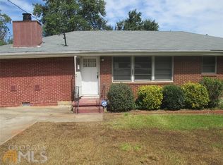 822 Spring Valley Dr, Forest Park, GA 30297