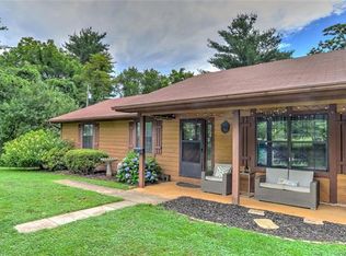 27 Smith Graveyard Rd, Asheville, NC 28806