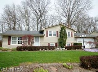 2609 Black Oak Dr, Niles, OH 44446