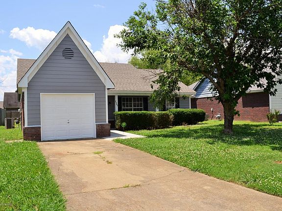 3rd image of 7049 Tudor Ln