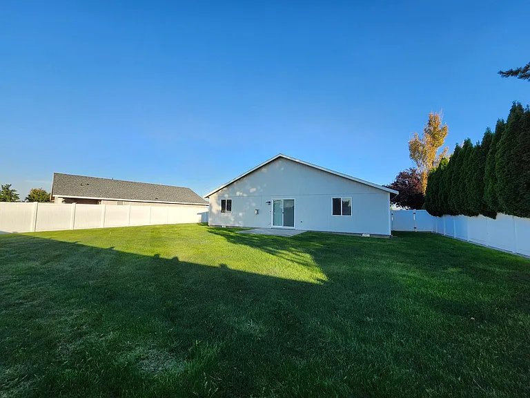 5811 Austin Ct — Photo 21