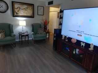2300 Beau Monde Ln APT 202, Lisle, IL 60532