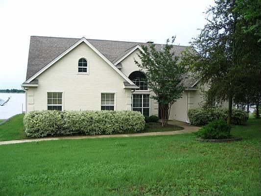 1st image of 421 Meandering Way