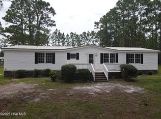 7214 Hunters Ridge Dr NE, Leland, NC 28451