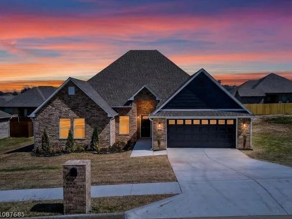 404 Rock Ct, Lavaca, AR 72941