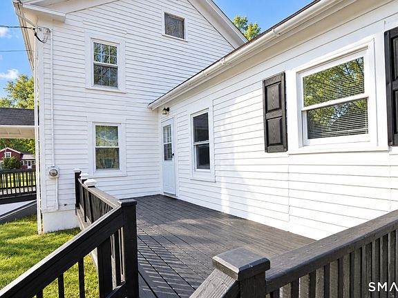 4th image of 118 Meadow Street