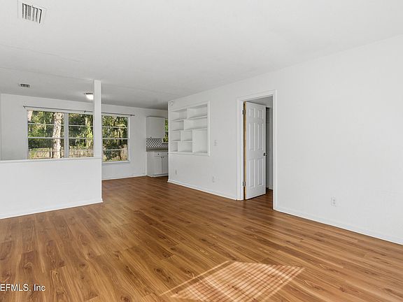 2nd image of 8843 DARLINGTON Drive