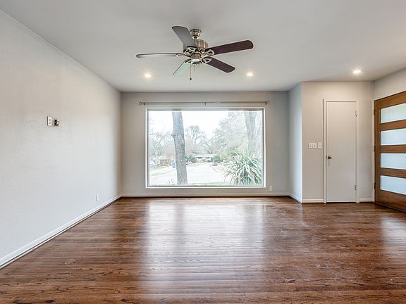 4th image of 854 Lake Terrace Dr
