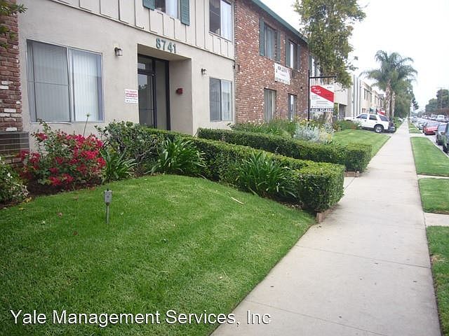 1st image of 8741 Owensmouth Ave #4