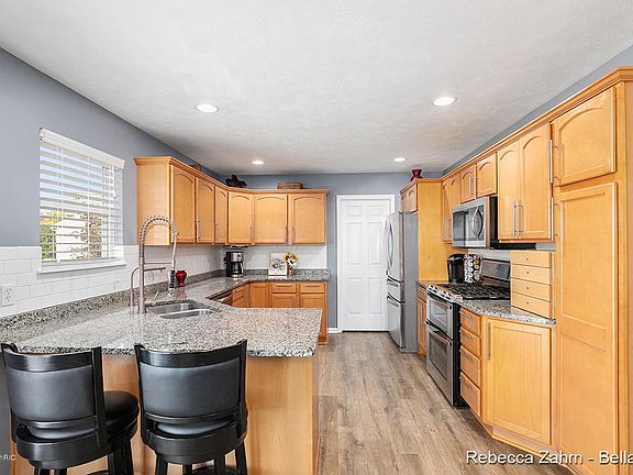 2nd image of 7328 Pine Valley Dr