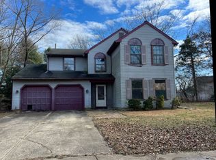 28 Westwood Dr, Mantua, NJ 08051