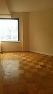 Rented by Manhattan Apartment Organization | media 41