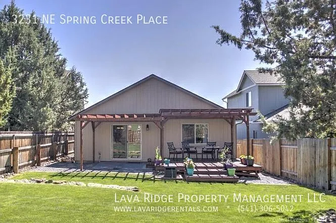 3231 NE Spring Creek Pl — Photo 14