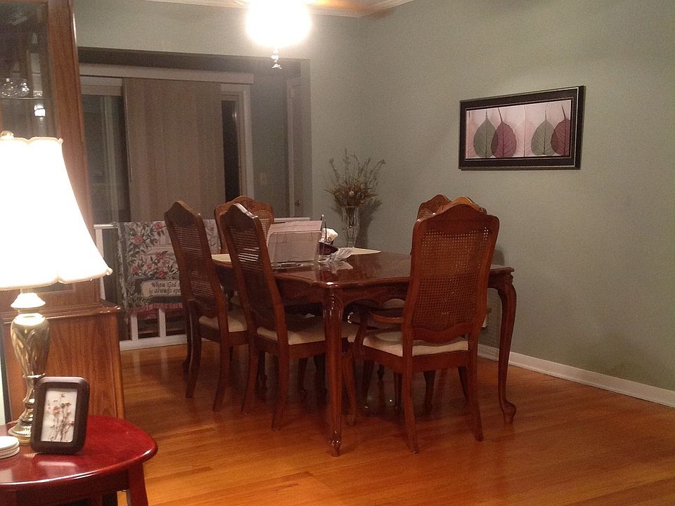 2nd image of 1169 Johnston Pl NE