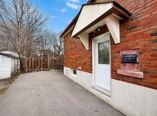433 Crerar Ave, Oshawa, ON L1H 2W6