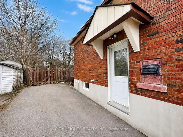 433 Crerar Ave, Oshawa, ON L1H 2W6