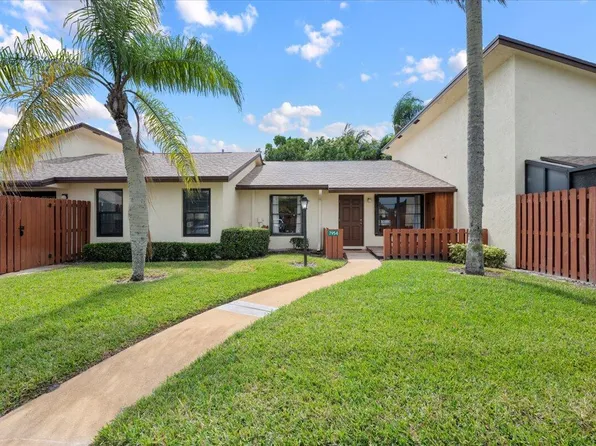 7954 SE Villa Circle, Hobe Sound, FL 33455