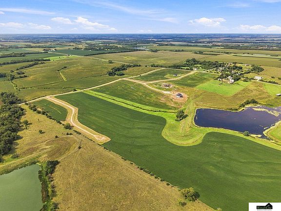 3rd image of 20200 Hayden Ct #B1-l1