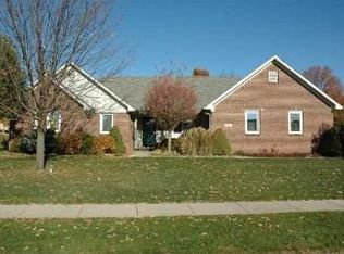 3264 Buckmoor Pkwy, Greenwood, IN 46143