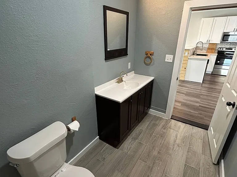 1245 Kayton Ave — Photo 21