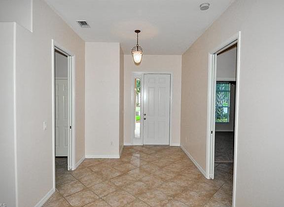 4th image of 2346 Bainmar Dr