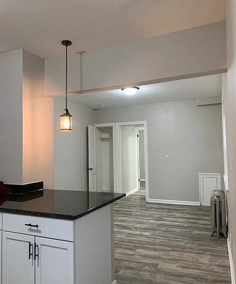1923 Clark St #6 — Photo 8