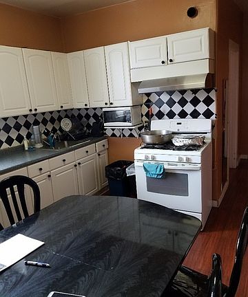 4th image of 5053 S Winchester Ave