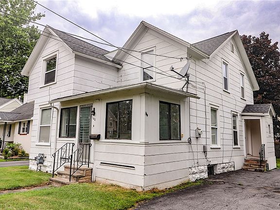 2nd image of 142 W Warrington Rd