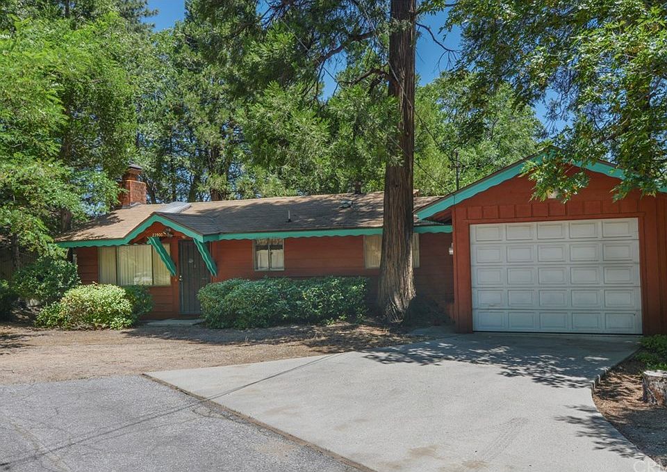 1st image of 23900 Lakeview Dr