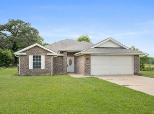 302 Holton Harris Rd, Anacoco, LA 71403