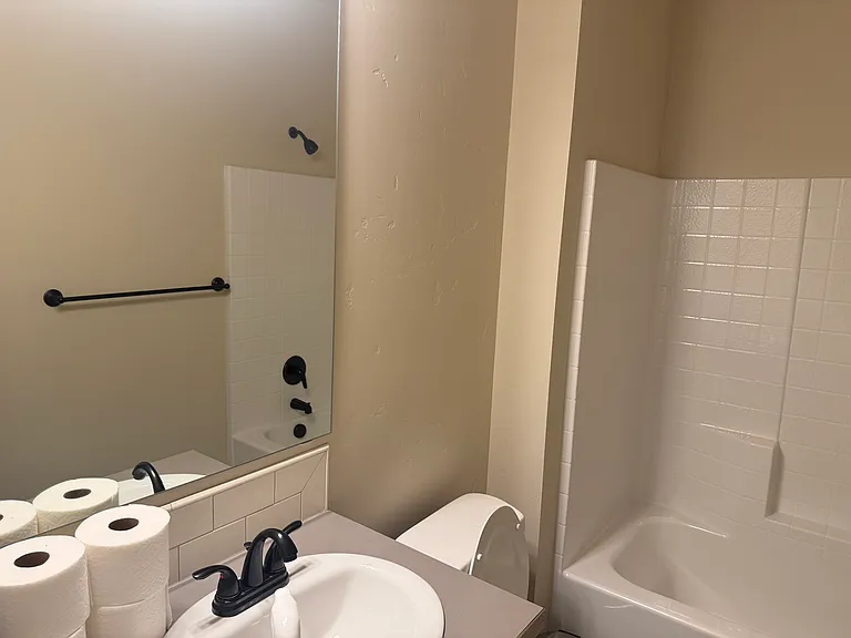 3443 E Girdner St — Photo 9