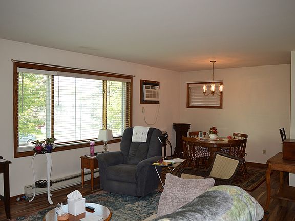 3rd image of 554 Seminole Way