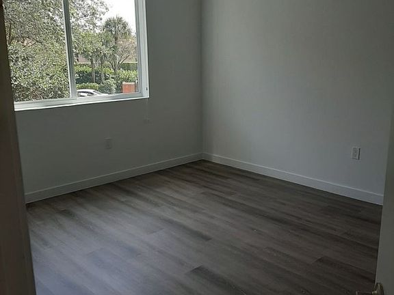 3rd image of 11725 Royal Palm Blvd #201