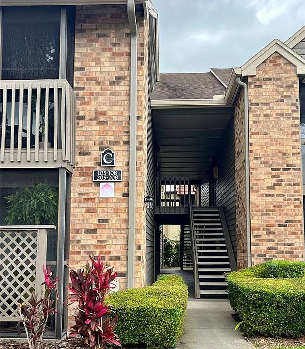 2500 Winding Creek Blvd #C205