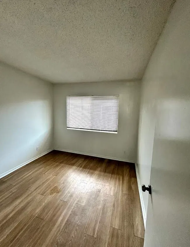 2 bed, $2,150 — Photo 2